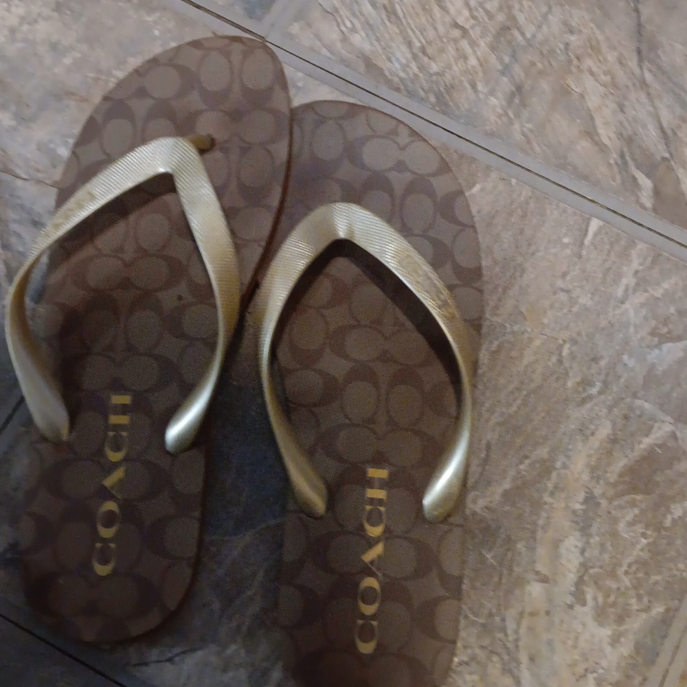 Flip flops